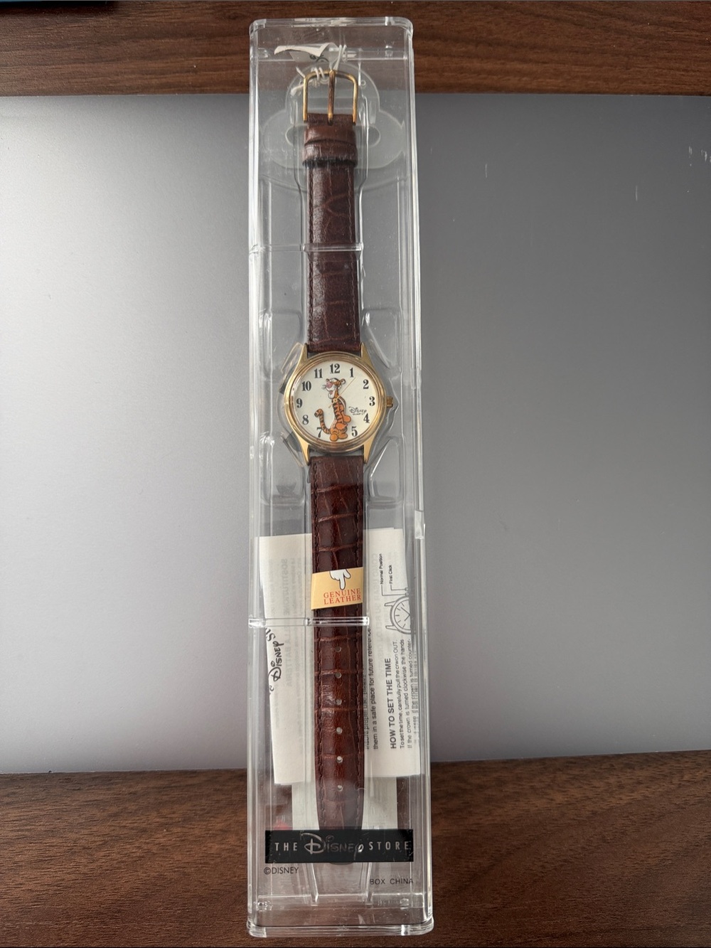 Vintage Disney Tigger Watch with Brown Strap and Gold-Tone Case